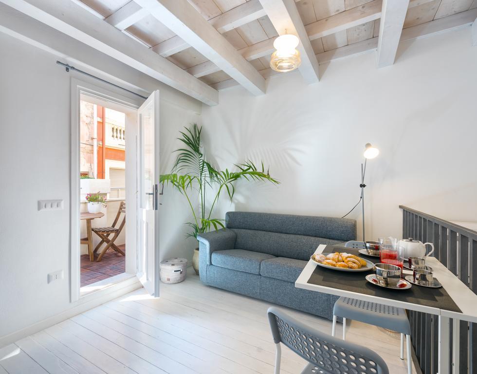Castelletto Suite La Marina Каляри Екстериор снимка